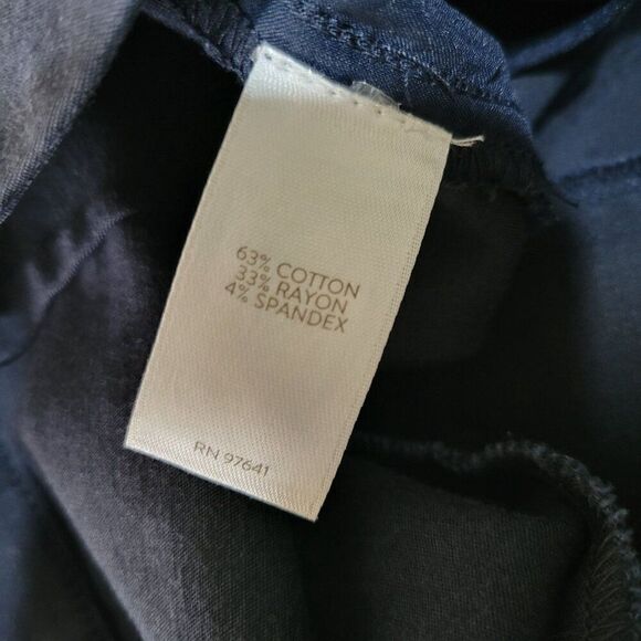 J.Jill Essential Bermuda Shorts (Size 5) - Picture 3 of 4